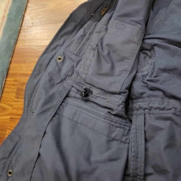Men's L.L. Bean Travel Jacket SOLD OUT! - Picture 3 of 9